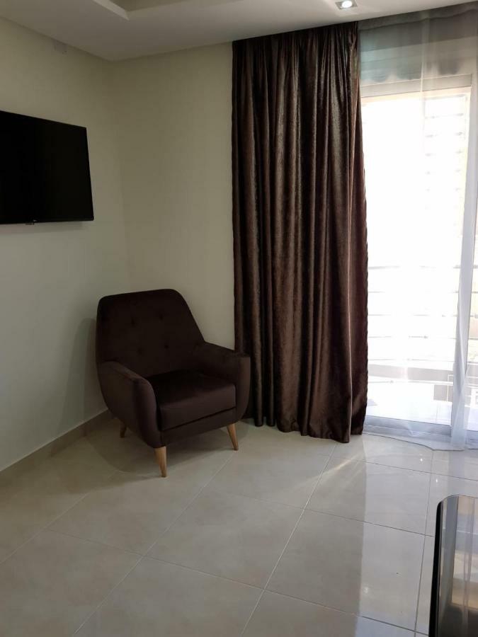Saramica Seaside Apartment Фнидек Экстерьер фото